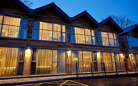 The Boathouse Inn & Riverside Rooms